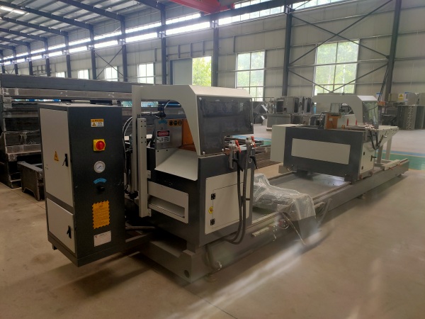 鋁門窗數(shù)控45度雙頭專切鋸 LJZ2-CNC-550X 4500